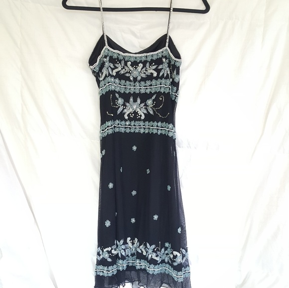 Marina beaded dress.  Sz 6 - Picture 6 of 7